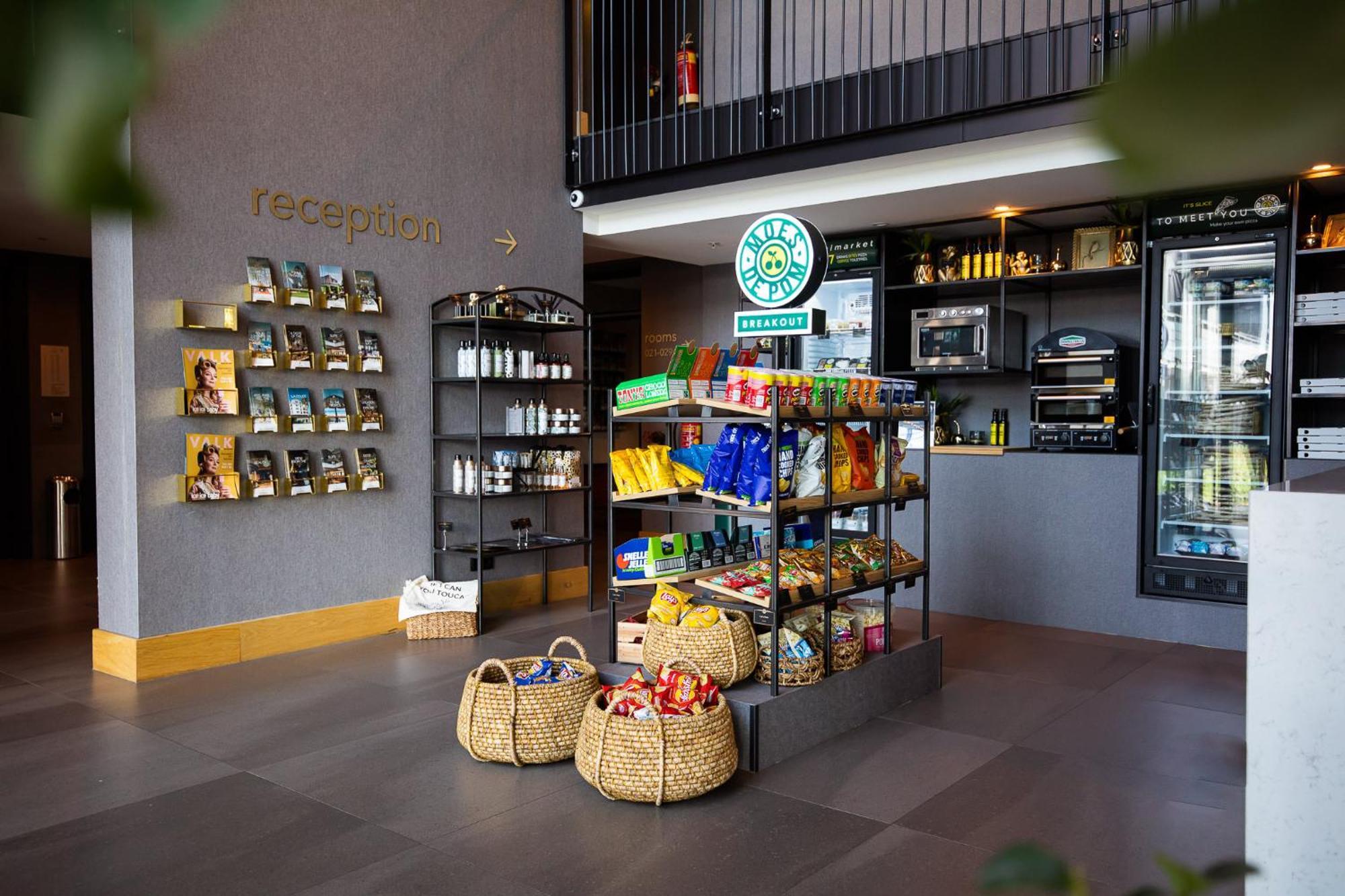 Van Der Valk Hotel Eindhoven Exterior foto