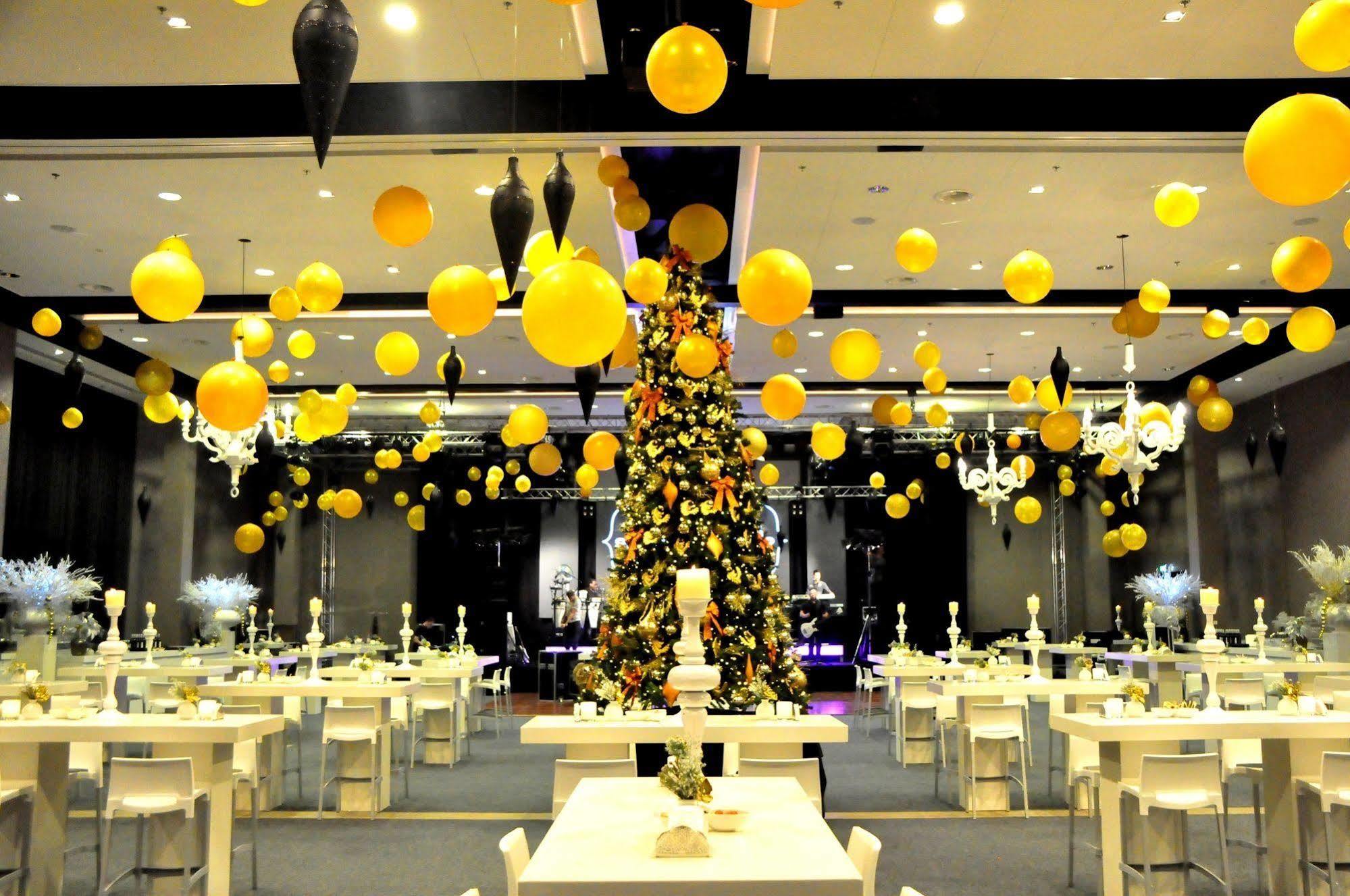 Van Der Valk Hotel Eindhoven Exterior foto